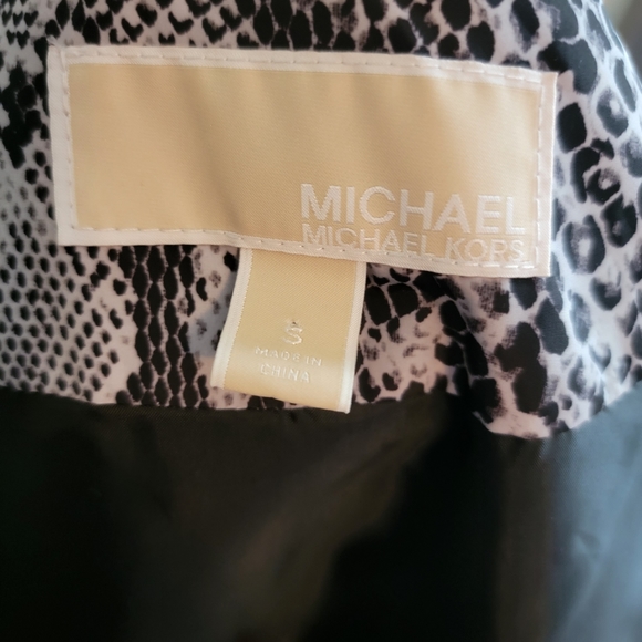Michael Kors Snakeskin Pattern Puffer Vest - small - Picture 5 of 8